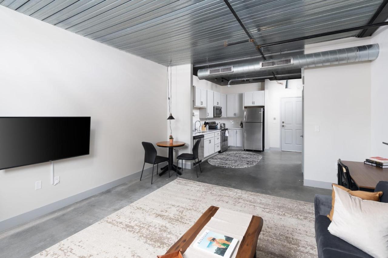 Modern 1Br Close To Fiserv With Parking Милуоки Екстериор снимка