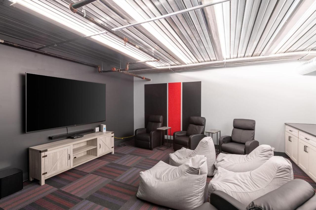 Modern 1Br Close To Fiserv With Parking Милуоки Екстериор снимка